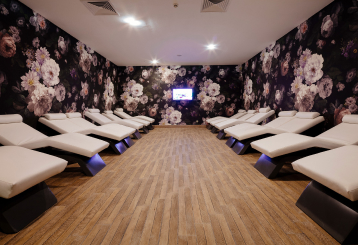 MASSAGE ROOM